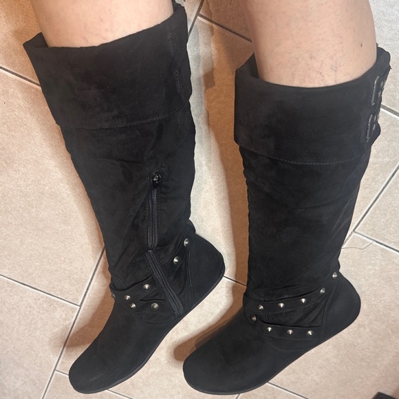 GUC Rampage Knee High Boots - Picture 6 of 10